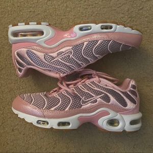Nike Air Max Plus shoes